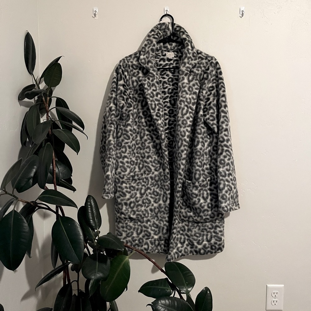 ✨WORN 2x A NEW DAY LEOPARD COAT✨
